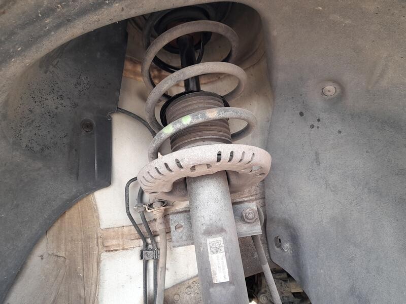 Recambio de amortiguador delantero derecho para seat ibiza iv (6j5, 6p1) 1.2 referencia OEM IAM 6R0413031F  