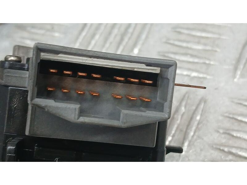 Recambio de mando limpia para hyundai tucson (jm) 2.0 crdi style referencia OEM IAM 621W05200  