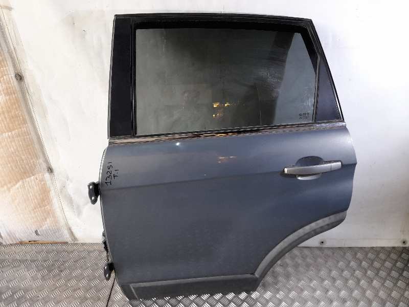 Recambio de puerta trasera izquierda para chevrolet captiva 2.2 vcdi ltz referencia OEM IAM   TOCADO