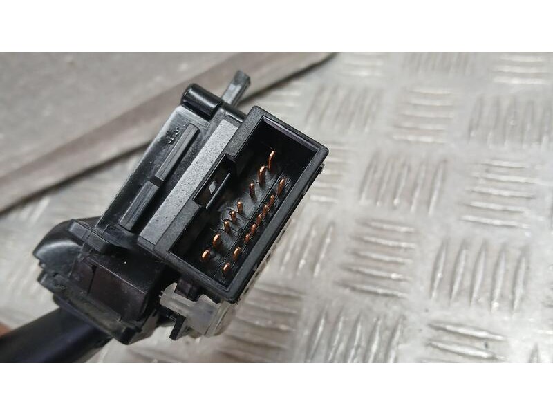 Recambio de mando luces para hyundai tucson (jm) 2.0 crdi style referencia OEM IAM P601W03330  