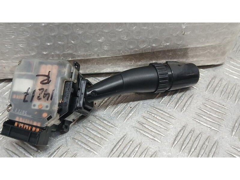 Recambio de mando luces para hyundai tucson (jm) 2.0 crdi style referencia OEM IAM P601W03330  