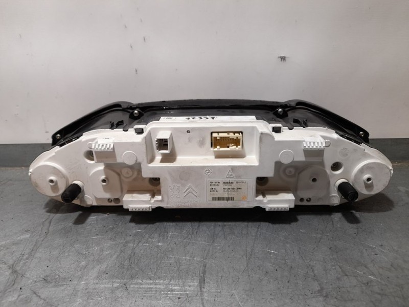 Recambio de cuadro instrumentos para peugeot 308 style referencia OEM IAM 9809838380  