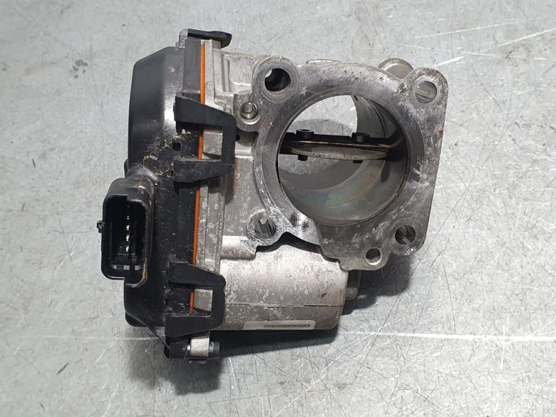 Recambio de caja mariposa para peugeot 3008 active referencia OEM IAM 9807238580 V29039645 VALEO