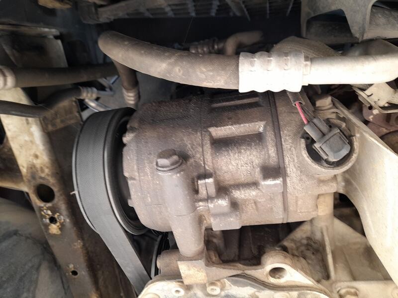 Recambio de compresor aire acondicionado para seat ibiza iv (6j5, 6p1) 1.2 referencia OEM IAM 6R0820803F  