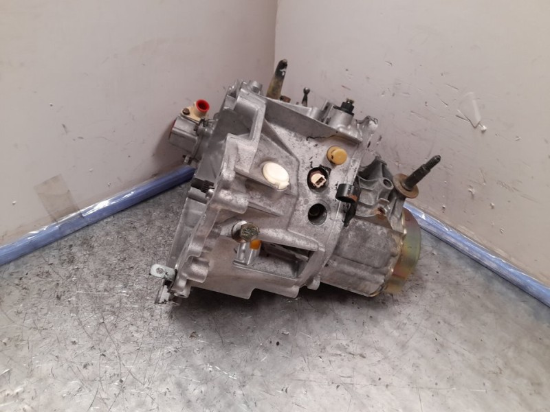 Recambio de caja cambios para citroën bx berlina 16 tgi kat classic referencia OEM IAM 20CJ46 1634887 5VELOCIDADES