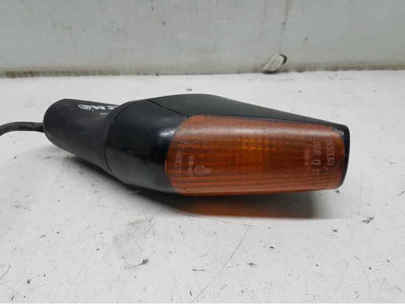 Recambio de piloto trasero derecho para suzuki gsx 600 - 1100 (1988-1997 ) gsx1100   (gv72) referencia OEM IAM   TOCADO VER FOTO