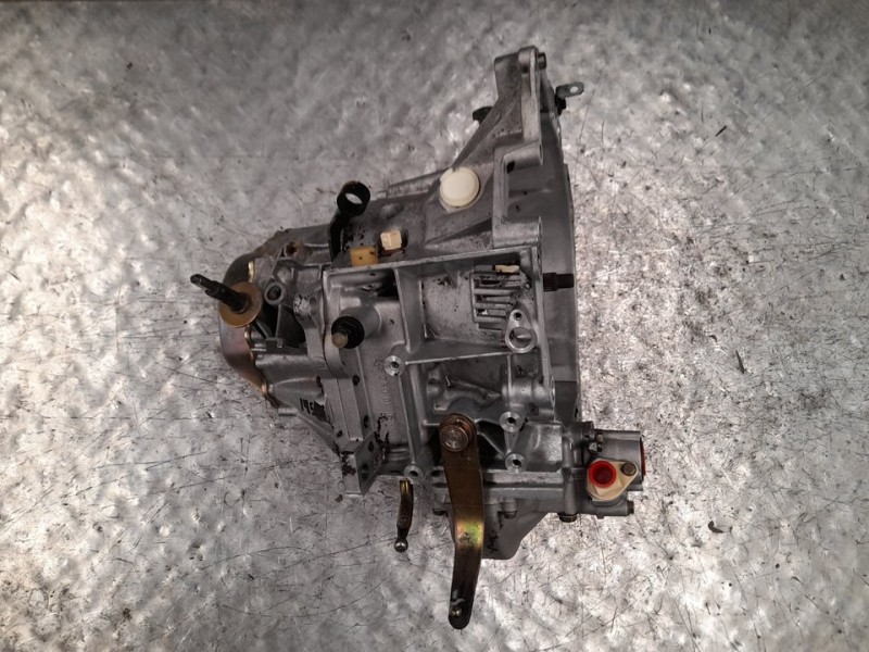 Recambio de caja cambios para citroën bx berlina 16 tgi kat classic referencia OEM IAM 20CJ46 1634887 5VELOCIDADES