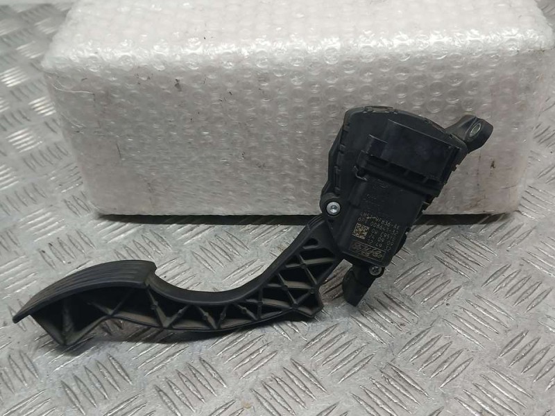 Recambio de potenciometro pedal para ford focus lim. (cb4) trend referencia OEM IAM 4M519F836AK 6PV00864132 