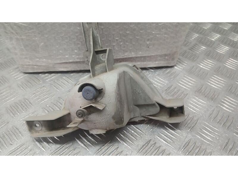 Recambio de piloto trasero derecho paragolpes para mazda 2 (de_, dh_) 1.4 mzr-cd referencia OEM IAM DF715135Y  