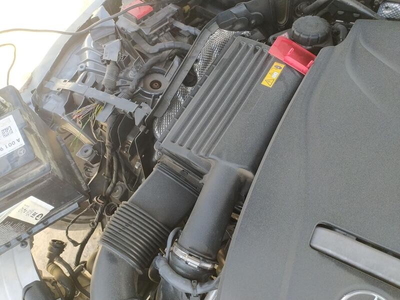 Recambio de carcasa filtro aire para mercedes-benz clase c coupé (c205) c 200 (205.342) referencia OEM IAM A2740901701  