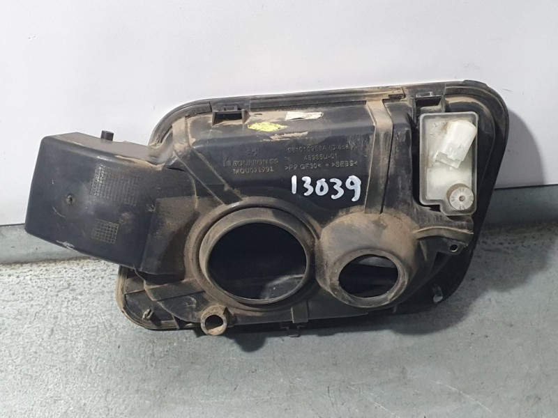 Recambio de tapa exterior combustible para peugeot 3008 active referencia OEM IAM 981010968A  