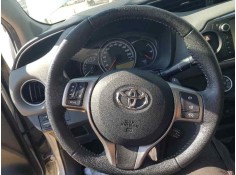 Recambio de volante para toyota yaris active referencia OEM IAM 451000D130B0  