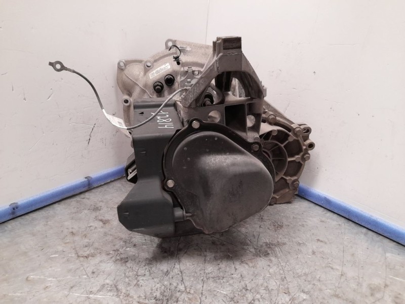 Recambio de caja cambios para ford focus lim. (cb4) titanium referencia OEM IAM 3MR57002NF 020209 5VELOCIDADES