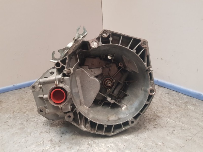 Recambio de caja cambios para ford ka (ccu) titanium referencia OEM IAM C38451843051 3012815098 5VELOCIDADES