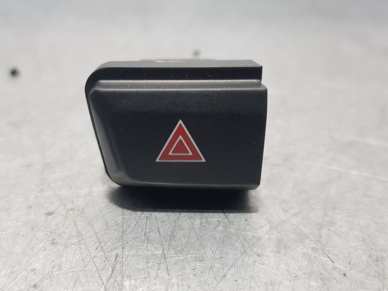 Recambio de warning para peugeot 208 access referencia OEM IAM 96750916ZD  