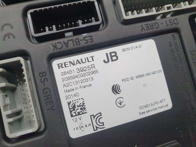Recambio de modulo electronico para renault captur ii experience referencia OEM IAM 284B13925R A2C13120313 