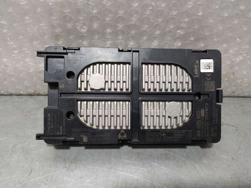 Recambio de cargador inductivo para seat arona fr referencia OEM IAM 81A035502 4774A18300 NOVERO