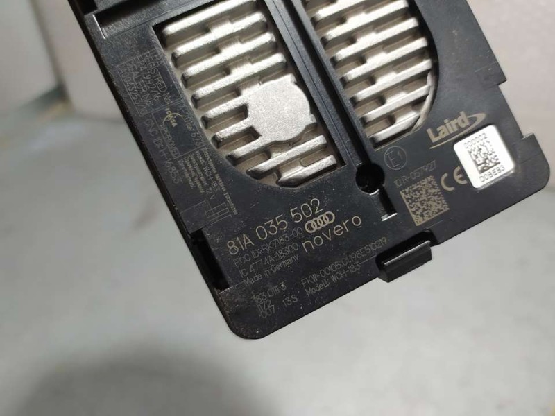 Recambio de cargador inductivo para seat arona fr referencia OEM IAM 81A035502 4774A18300 NOVERO