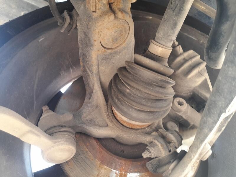 Recambio de mangueta delantera izquierda para peugeot 2008 i (cu_) 1.2 vti referencia OEM IAM 1607557480  