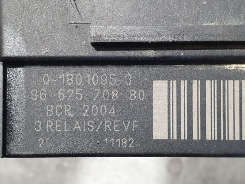 Recambio de caja precalentamiento para citroën berlingo feel m referencia OEM IAM 9662570880 018010953 