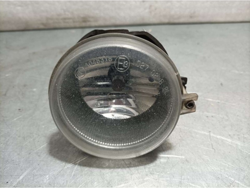 Recambio de faro antiniebla izquierdo para chrysler voyager (rg) 2.5 crd executive referencia OEM IAM 04857239AC  VALEO