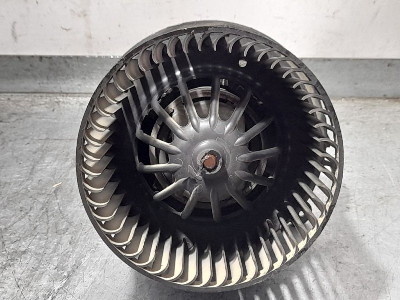 Recambio de motor calefaccion para citroën c3 1.4 hdi exclusive referencia OEM IAM SIN REF  