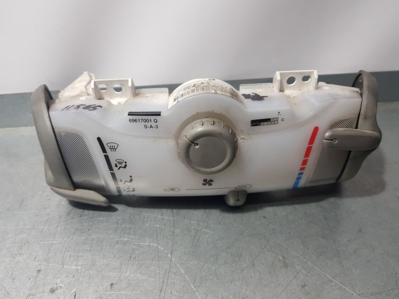 Recambio de mando calefaccion / aire acondicionado para toyota aygo (kgb/wnb) básico referencia OEM IAM 69610001 659559000P0020 
