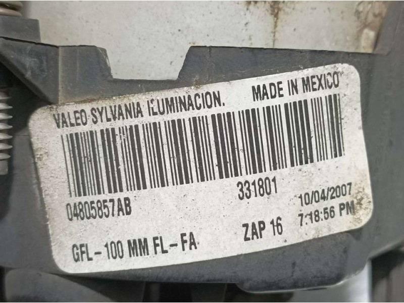 Recambio de faro antiniebla izquierdo para chrysler voyager (rg) 2.5 crd executive referencia OEM IAM 04857239AC  VALEO