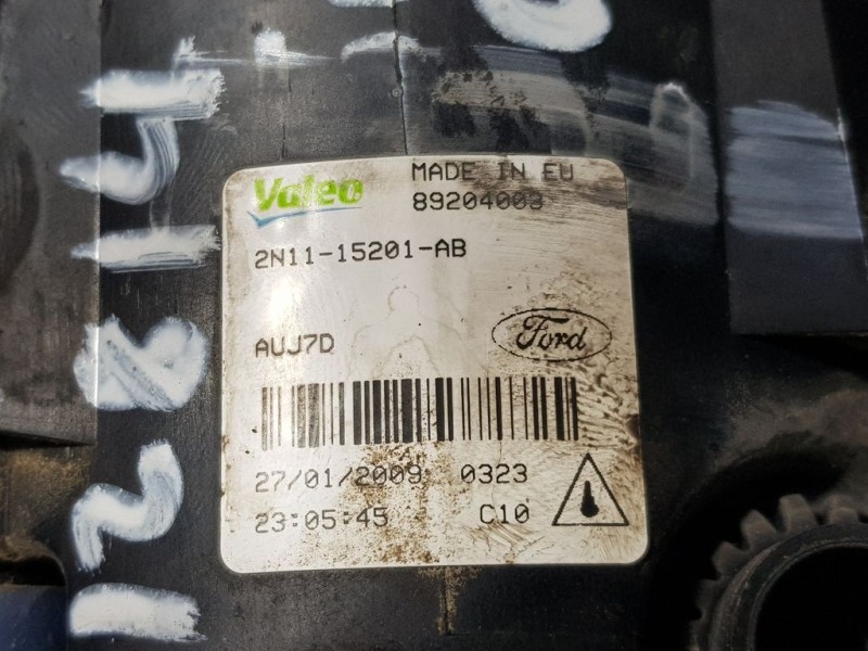 Recambio de faro antiniebla izquierdo para ford focus lim. (cb4) titanium referencia OEM IAM 89204003  VALEO