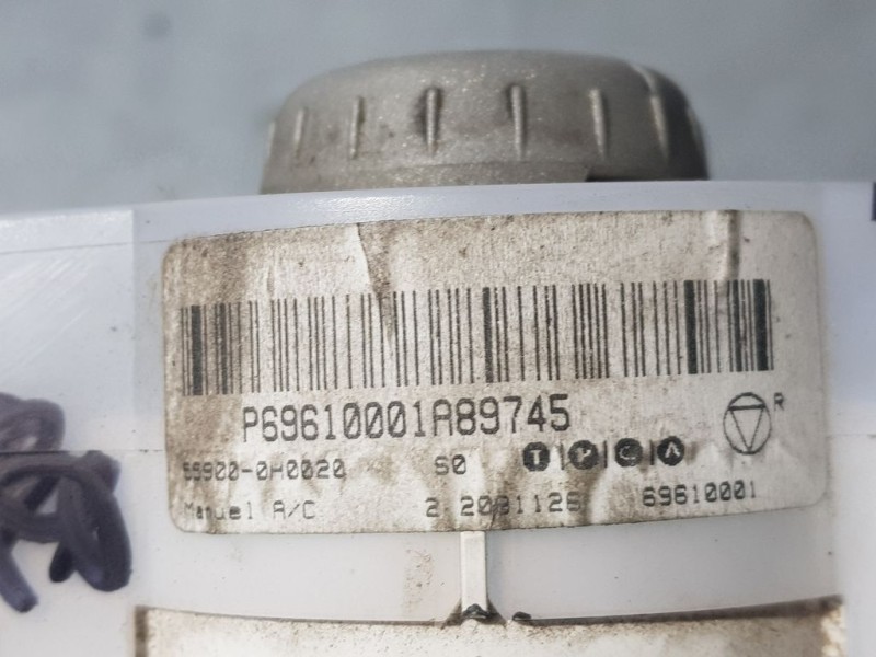 Recambio de mando calefaccion / aire acondicionado para toyota aygo (kgb/wnb) básico referencia OEM IAM 69610001 659559000P0020 