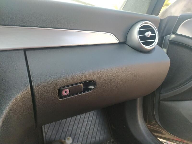 Recambio de guantera para mercedes-benz clase c coupé (c205) c 200 (205.342) referencia OEM IAM A2056800610  