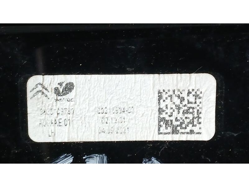 Recambio de moldura para citroën c4 1.5 hdi referencia OEM IAM 9835109780 ALETA TRAERA IZQUIERDA REFLECTANTE 