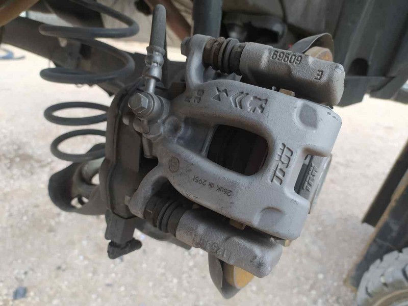 Recambio de pinza freno trasera derecha para peugeot 2008 (p1) allure referencia OEM IAM 1680301680  TRW