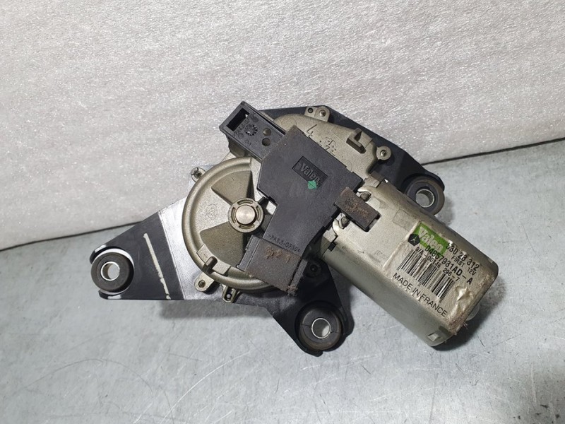 Recambio de motor limpia trasero para chrysler voyager (rg) 2.5 crd executive referencia OEM IAM 04717710AD 4857931AD VALEO