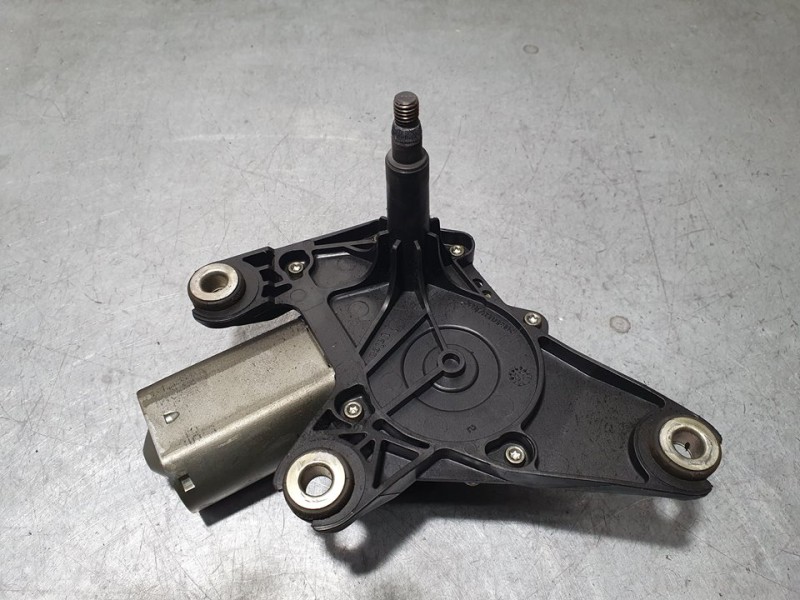 Recambio de motor limpia trasero para chrysler voyager (rg) 2.5 crd executive referencia OEM IAM 04717710AD 4857931AD VALEO