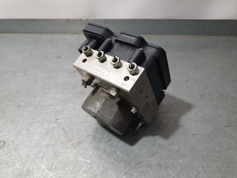 Recambio de abs para peugeot 108 active referencia OEM IAM 445400H030 269665 BOSCH