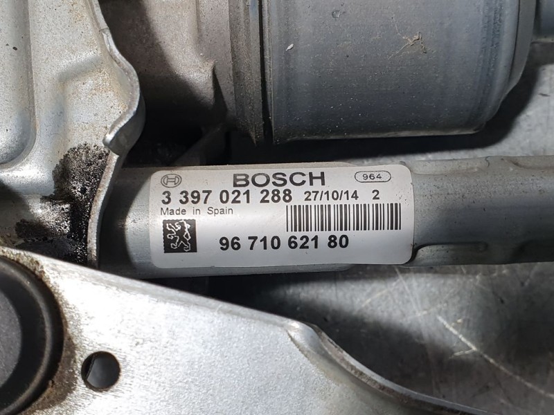 Recambio de motor limpia delantero para peugeot 3008 allure referencia OEM IAM 9671062180 3397021288 BOSCH LADO IZQUIERDO
