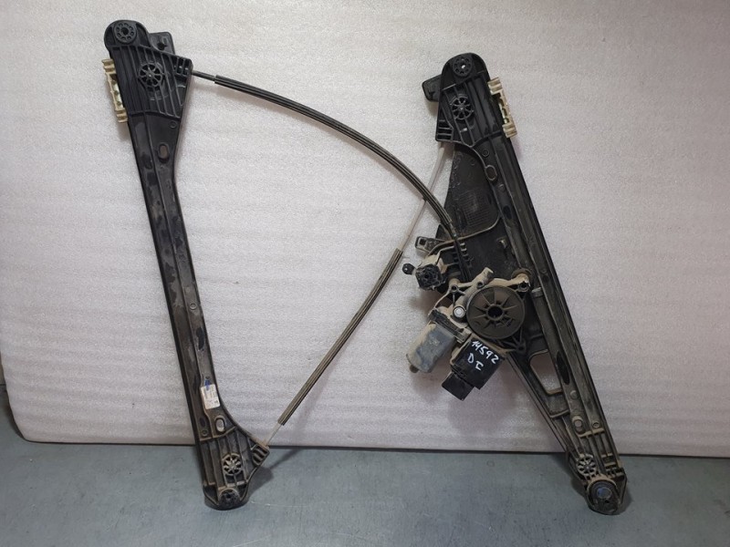 Recambio de elevalunas delantero izquierdo para peugeot 3008 allure referencia OEM IAM 9830389380  ELECTRICO 6 PINES