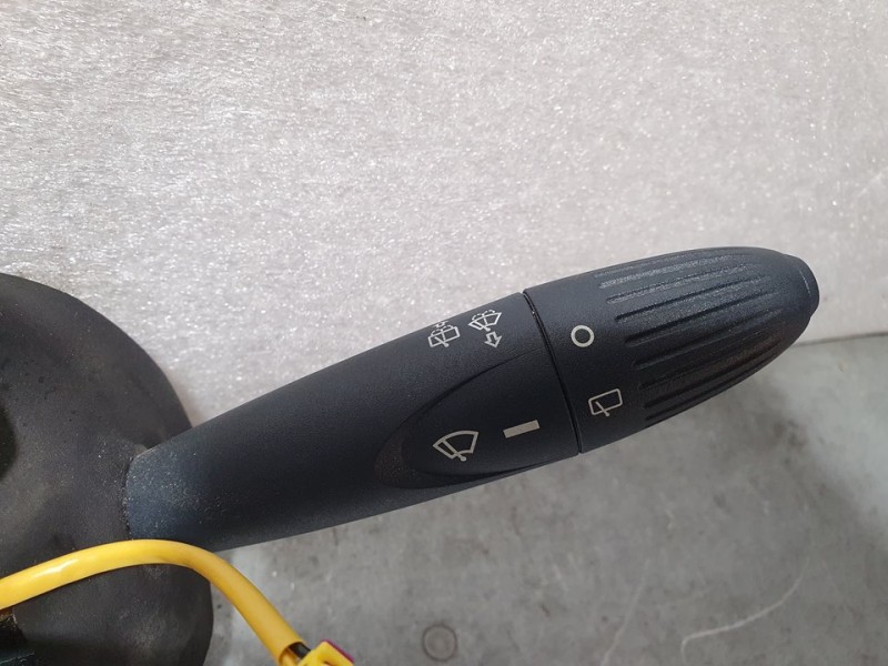 Recambio de mando luces y limpia para ford ka (ccu) titanium referencia OEM IAM 7354736600  