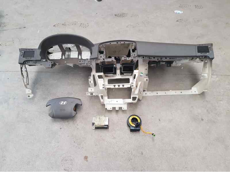 Recambio de kit airbag para hyundai sonata (nf) 2.0 crdi style referencia OEM IAM  SALPICADERO TOCADO C SALPICADERO
