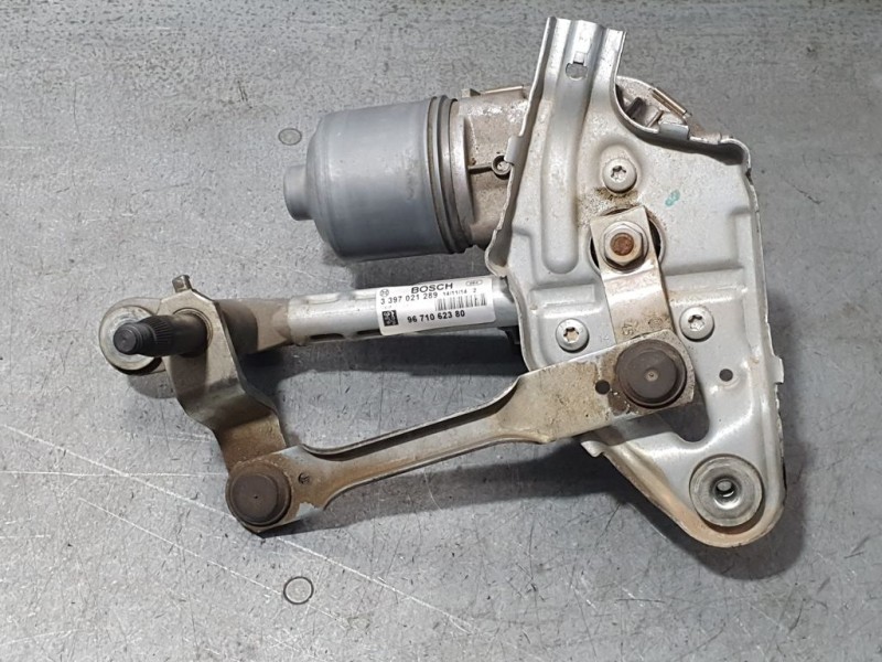 Recambio de motor limpia delantero para peugeot 3008 allure referencia OEM IAM 9671062380 3397021289 BOSCH LADO DERECHO