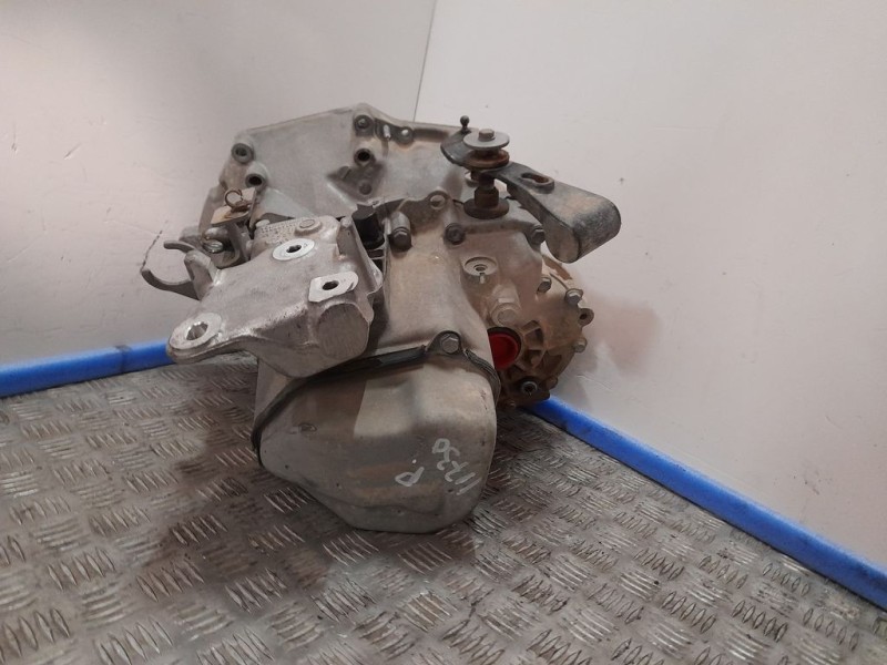 Recambio de caja cambios para peugeot 108 active referencia OEM IAM 20CR16 1024580 5VELOCIDADES