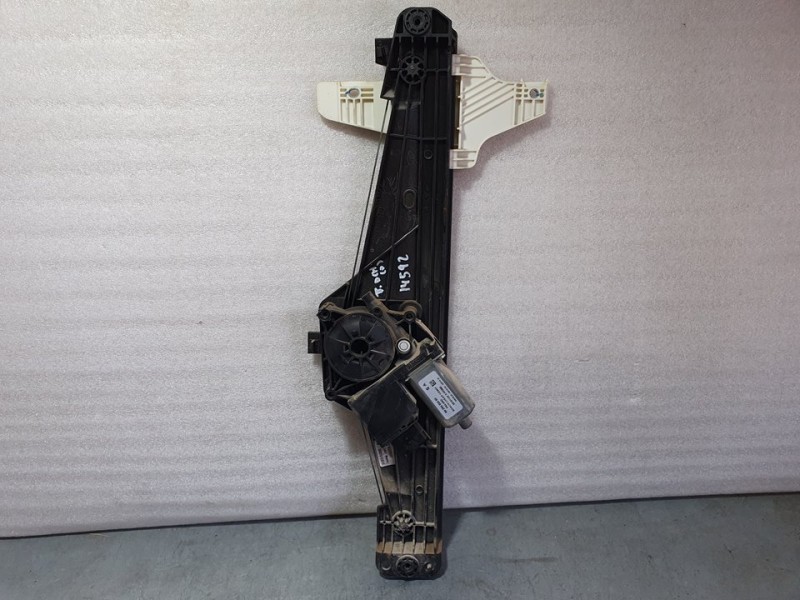 Recambio de elevalunas trasero derecho para peugeot 3008 allure referencia OEM IAM 9830388880  ELECTRICO 6 PINES