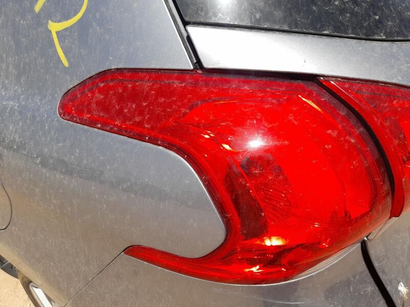 Recambio de piloto trasero izquierdo exterior para peugeot 2008 i (cu_) 1.2 vti referencia OEM IAM 9678074280  