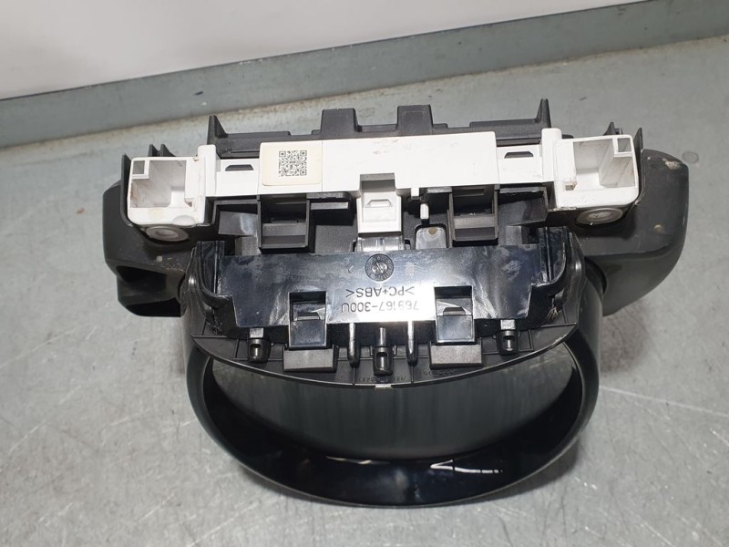 Recambio de cuadro instrumentos para peugeot 108 active referencia OEM IAM   SIN REFERENCIA