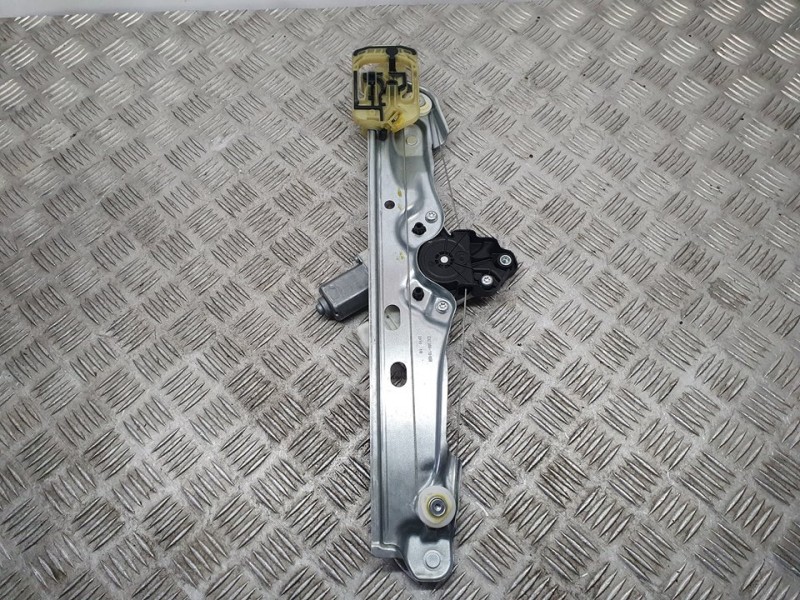 Recambio de elevalunas trasero derecho para opel astra k lim. 5türig dynamic start/stop referencia OEM IAM 39142320 E05847100 BR