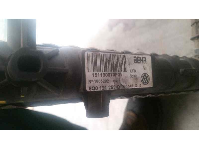 Recambio de radiador agua para volkswagen polo (9n1) highline referencia OEM IAM 151190070F01 6Q0121253Q BEHR