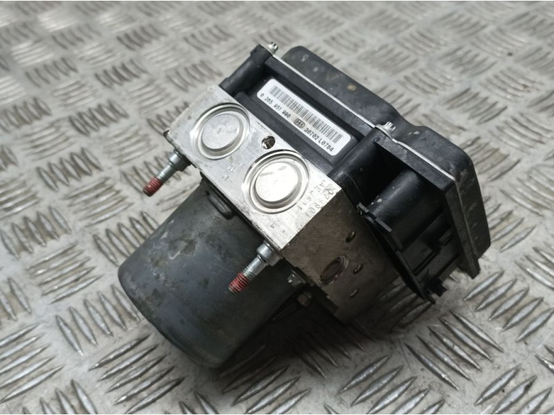 Recambio de abs para toyota verso active referencia OEM IAM 445400F060 0265252275 BOSCH