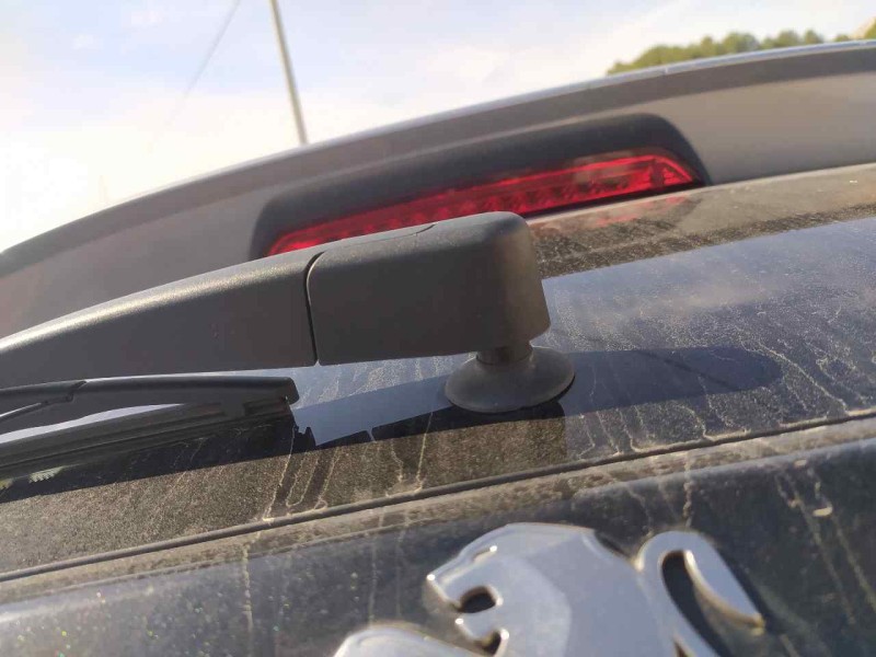 Recambio de motor limpia trasero para peugeot 5008 allure referencia OEM IAM 9811259980  