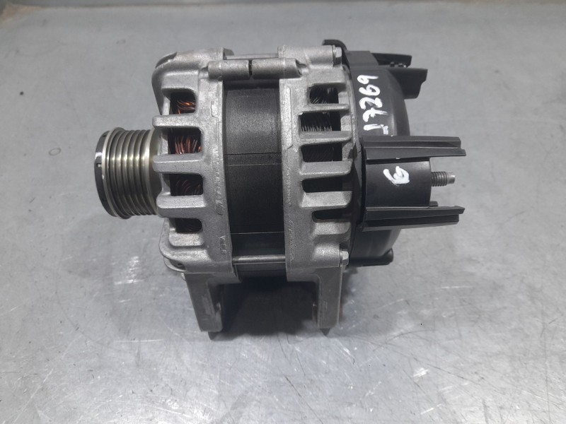 Recambio de alternador para nissan qashqai ii (j11, j11_) 1.5 dci referencia OEM IAM 231004719RA FG18T177 VALEO